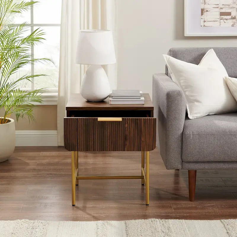 Geribbelde bijzettafel met één lade in Scandinavisch minimalistische stijl
